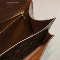 M40786 原版皮 經典 郵差包