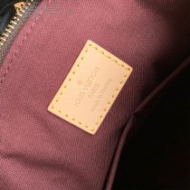 M44543 原版皮 Rivoli BB 手袋以 Monogram 帆布勾勒風琴結構