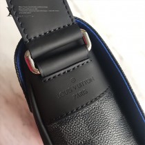 N42420-01 原版皮 DISTRICT 男士小號手袋 壹款時尚又易搭配的郵差包