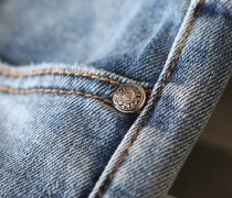 19克羅系重工設計春夏立體浮雕刺繡 修身款牛仔褲男士