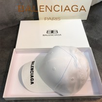巴黎世家Balenciaga最新彩色字母巴黎世家彩虹款BALENCIAGA