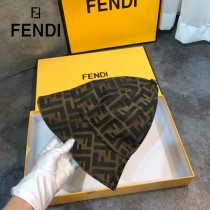 芬迪Fendi最新春夏新款漁夫帽，經典格紋
