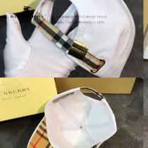 博柏利Burberry火爆單品TB經典格紋棒球帽各大時尚達人明星同款