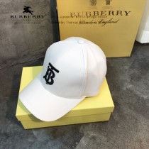 博柏利Burberry火爆單品TB經典格紋棒球帽各大時尚達人明星同款