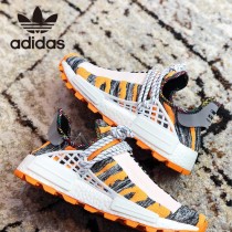 菲董聯名Pharrell Williams x adidas Originals NMD Hu Trail NERD人類系列休閑慢跑鞋-01