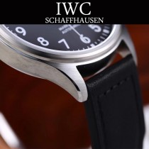IWC-085-1  IWC萬國 腕國飛行員系列馬克十八勞倫斯特別版