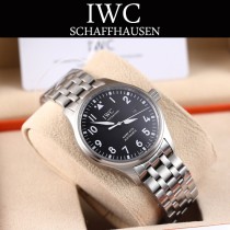 IWC-086-1  IWC萬國 國飛行員系列馬克十八勞倫斯特別版