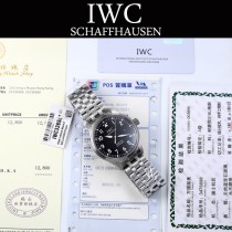 IWC-086-1  IWC萬國 國飛行員系列馬克十八勞倫斯特別版