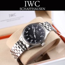 IWC-086-1  IWC萬國 國飛行員系列馬克十八勞倫斯特別版