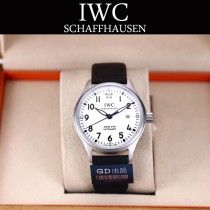 IWC-085 IWC萬國 腕國飛行員系列馬克十八勞倫斯特別版