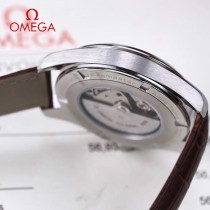 OMEGA-182-1 鷗米茄海馬系列Aqua Terra 150米腕表
