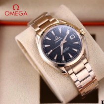 鷗米茄8500機芯海馬系列Aqua Terra 150米腕表-03