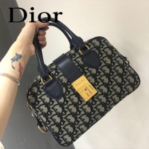 DIOR  型號M8613A-03迪奧 Obique標誌性帆布保齡球包