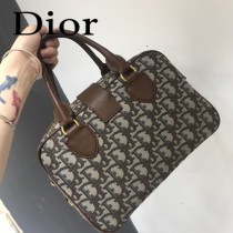 DIOR  型號M8613A-02迪奧 Obique標誌性帆布保齡球包