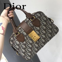 DIOR  型號M8613A-02迪奧 Obique標誌性帆布保齡球包