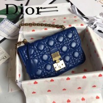 DIOR迪奧原版皮新款DIORADDICT藤格紋小羊皮翻蓋式手提包-06
