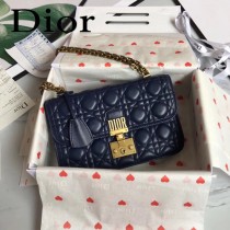 DIOR迪奧原版皮新款DIORADDICT藤格紋小羊皮翻蓋式手提包-01