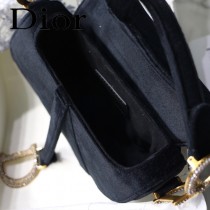 DIOR迪奧原版皮Saddle 天鵝絨系列 絲絨馬鞍包-01