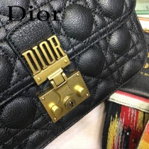 DIOR迪奧原版皮新款DIORADDICT藤格紋小羊皮翻蓋式手提包-09