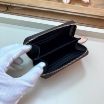 M62933-01  白彩繪M60067 克彩繪新款原版皮 ZOE 錢夾 精巧的Zoe錢夾