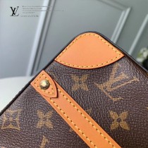 M68494 新款吳亦凡同款原版皮  Soft Trunk 小號郵差包