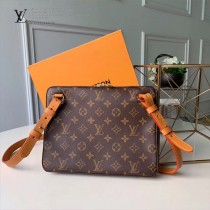 M68494 新款吳亦凡同款原版皮  Soft Trunk 小號郵差包