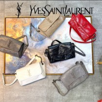 YSL 577124-4 Niki系列BODYBAG