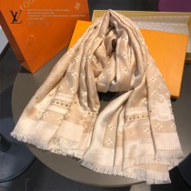 LV最新 STUDDY DENIM MONOGRAM披肩 三色