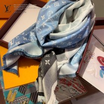 LV 新限量幻彩披肩圍巾