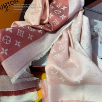 LV 新限量幻彩披肩圍巾