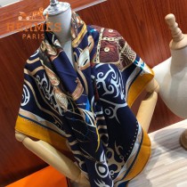 HERMES愛馬仕絲羊絨方巾