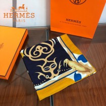 HERMES愛馬仕絲羊絨方巾