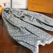 LV新款  Telling Monogram絲羊毛長圍巾
