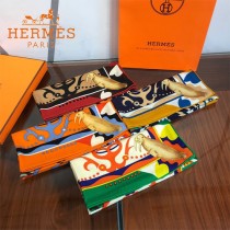 HERMES愛馬仕絲羊絨方巾