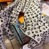 Lv 羊絨斜紋長巾