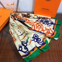 HERMES愛馬仕絲羊絨方巾