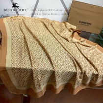 巴寶莉 BT系列專櫃最新同步絲羊絨方巾