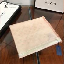 LV新款  Telling Monogram絲羊毛長圍巾