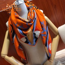 HERMES愛馬仕絲羊絨方巾