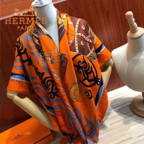 HERMES愛馬仕絲羊絨方巾