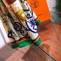 HERMES愛馬仕絲羊絨方巾