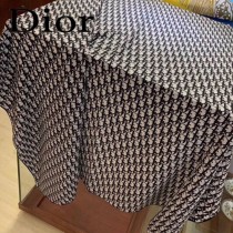 Dior迪奧頂級真絲羊絨方巾