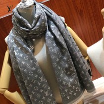 LV新款  Telling Monogram絲羊毛長圍巾