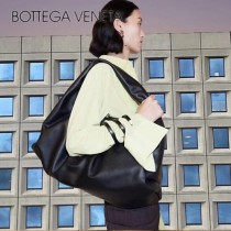 BV 6695-03 原單Bottega venet͎a͎最新款牛角包