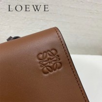 LOEWE 030-1 LOEWE 羅意威  gusset flat crossbody bag系列男裝包