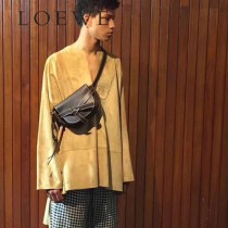 LOEWE 031  LOEWE 羅意威   gate Bumbag 馬鞍腰包胸包