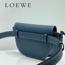 LOEWE 031-1  LOEWE 羅意威   gate Bumbag 馬鞍腰包胸包