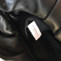 BV 6695-03 原單Bottega venet͎a͎最新款牛角包