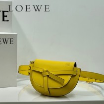 LOEWE 031-2  LOEWE 羅意威   gate Bumbag 馬鞍腰包胸包