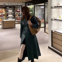 BV 6695-01 原單Bottega venet͎a͎最新款牛角包